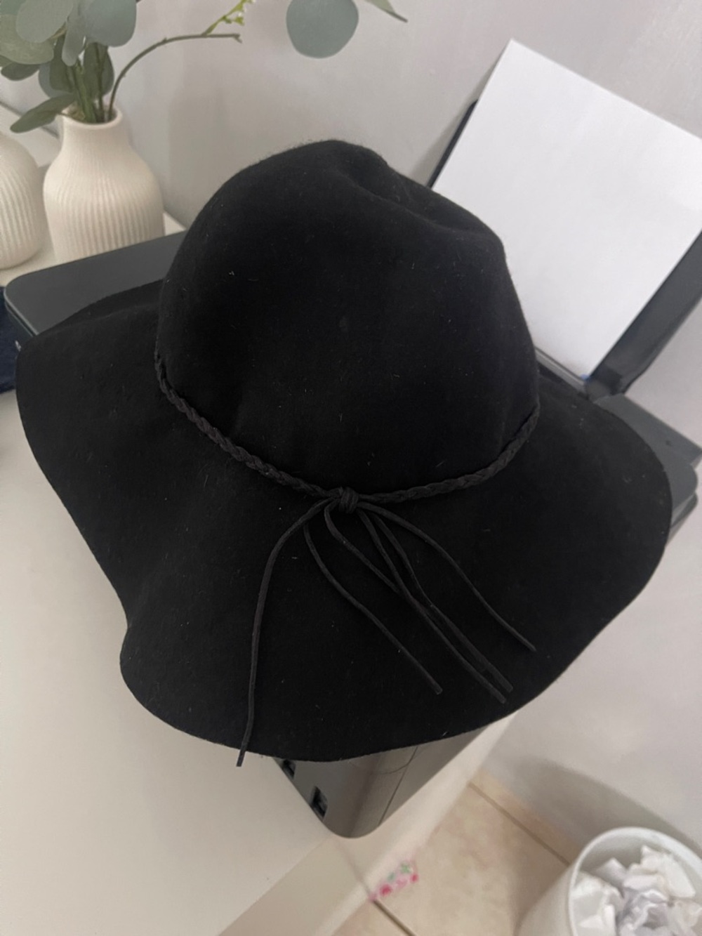 American Eagle Outfitters Black Wide-Brim Floppy Hat with Braided Tie